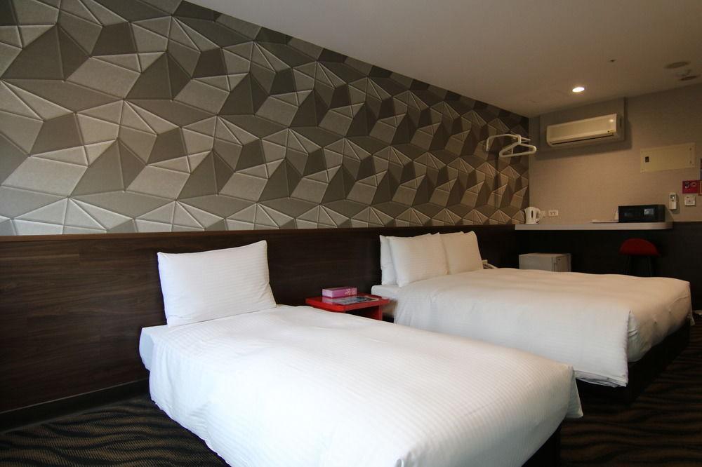 Hotel 6 - Wannien Taipei Esterno foto