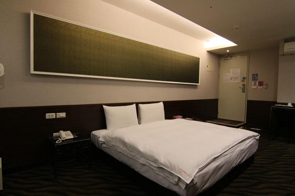 Hotel 6 - Wannien Taipei Esterno foto