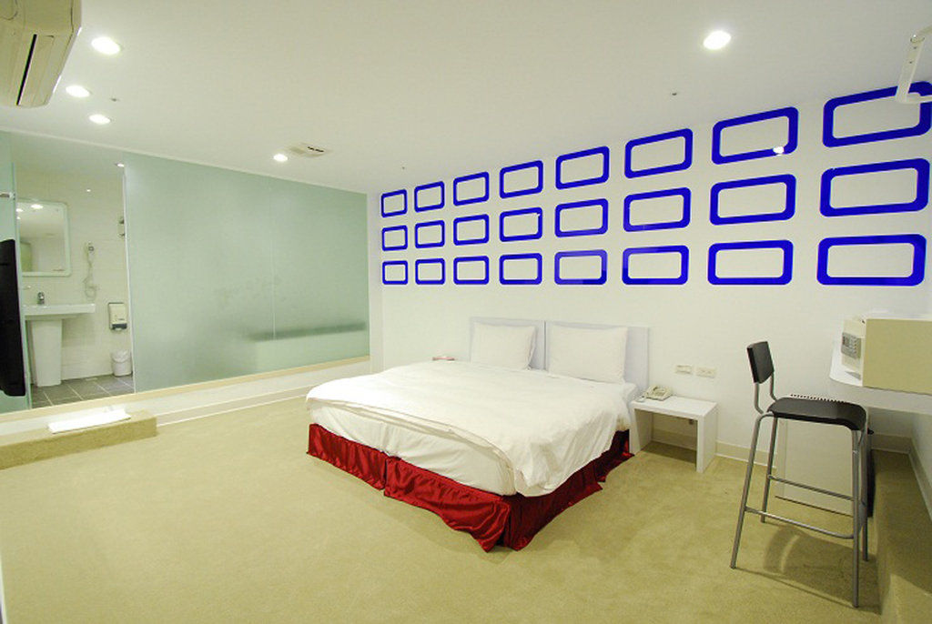 Hotel 6 - Wannien Taipei Esterno foto